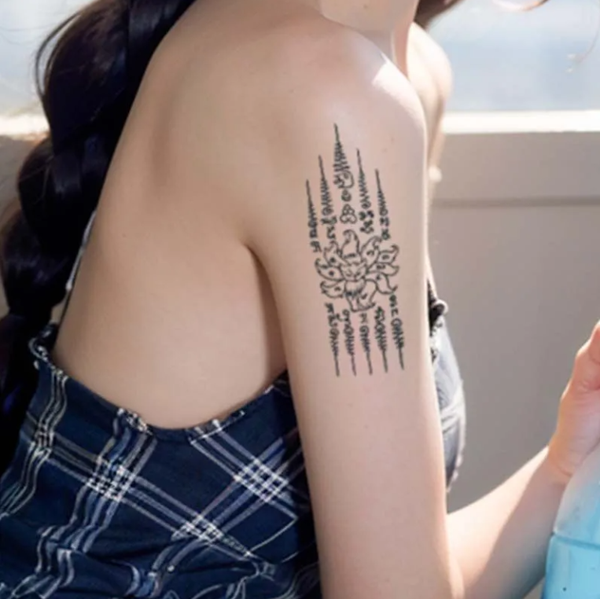 2pcs Fox Secret Temporary Body Tattoo Stickers